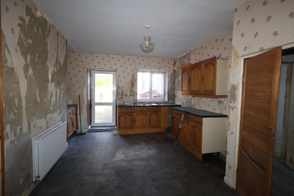 Kitchen/Diner- click for photo gallery